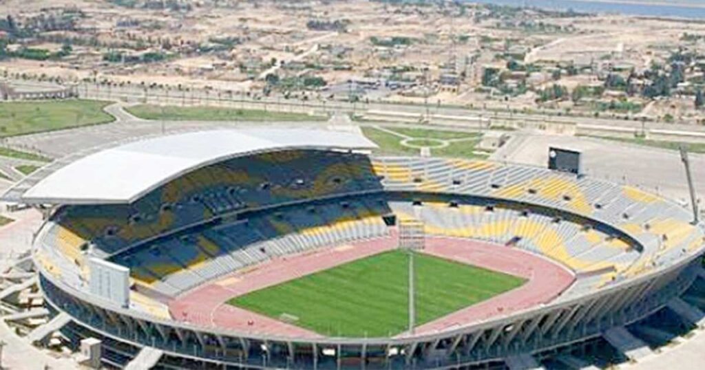 تعرف على اكبر 10 ملاعب كرة قدم في مصر.. وما هو ترتيب استاد القاهرة؟
