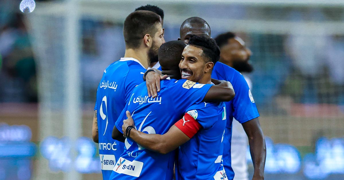 الهلال يحسم كلاسيكو أهلي جدة بثلاثية مدوية