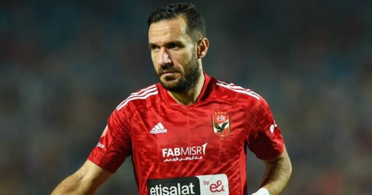 لخلافة معلول.. الأهلي يفاضل بين ثنائي الزمالك وبيراميدز للتعاقد مع أحدهما مجانًا