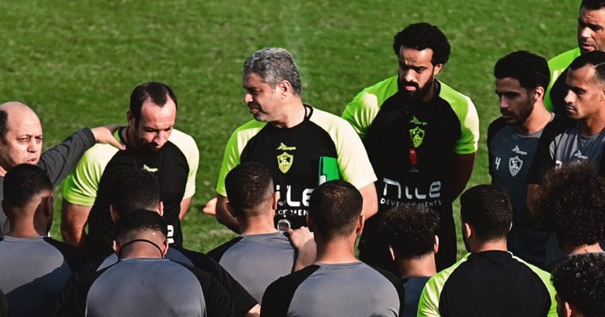 معتمد جمال يجتمع بلاعبي نادي الزمالك