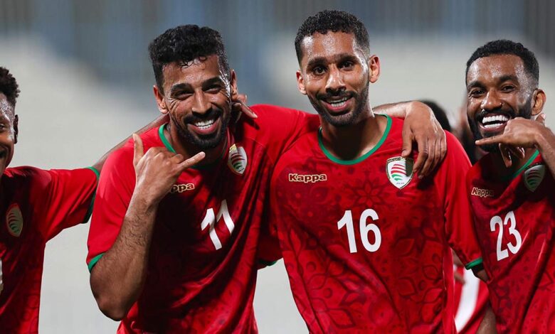 صورة من مباراة عمان والصين