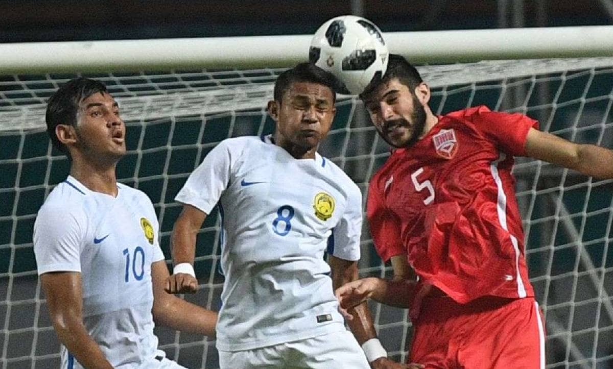 صورة من مباراة منتخب البحرين أمام ماليزيا