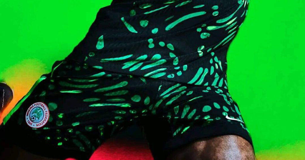 الطاقم الجديد لمنتخب نيجيريا لكرة القدم من نايكي عام 2024