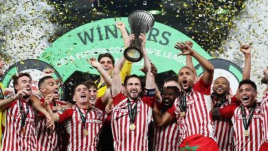 أيوب الكعبي يخلد اسمه في تاريخ أولمبياكوس بعد التتويج بلقب دوري المؤتمر الاوروبي