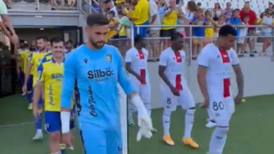 بعد إعلان التعاقد مع محمد النني.. الجزيرة الإماراتي يخسر ودياً أمام قادش الإسباني
